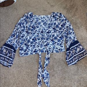 Bell sleeve blouse